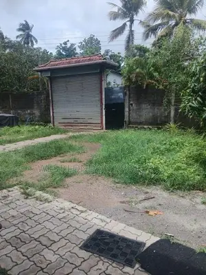 Prime 3-Storey House for Sale in Kadawatha !