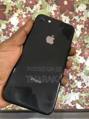 Apple iPhone 8 64GB (Used)
