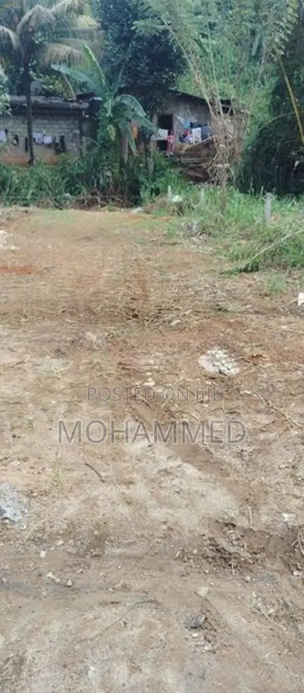 Two 5-Perch Subdivided Lot Land for Sale Gampola