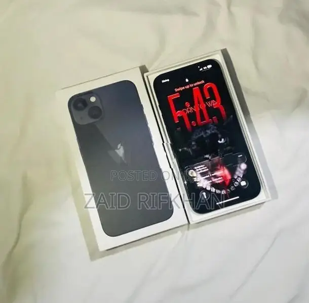Apple iPhone 13 (Used)