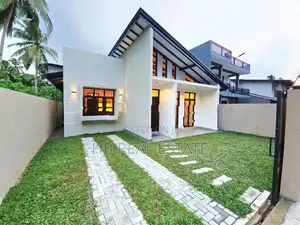 Newly Build Luxury Single Story House for Sale
