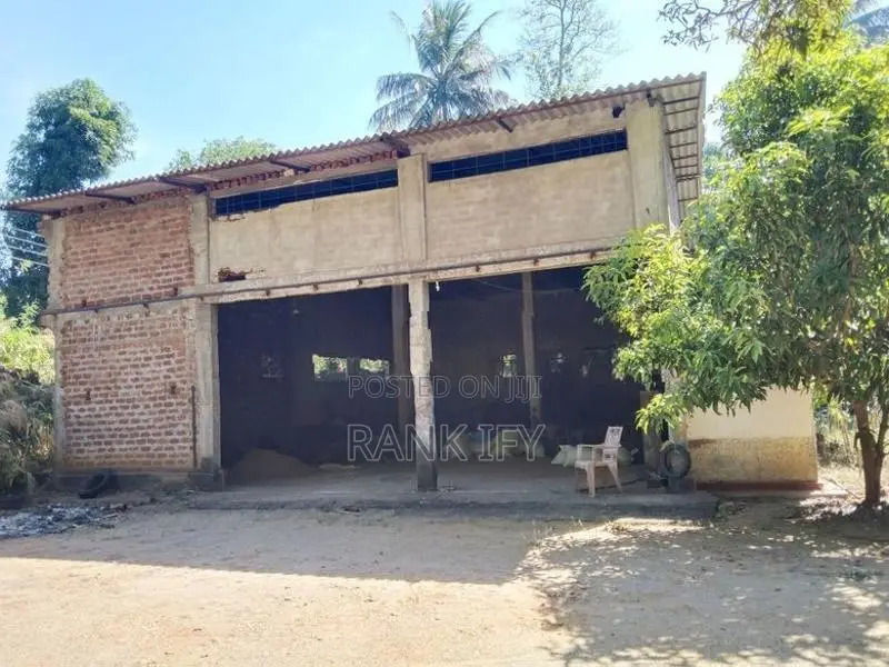 නිවසක් සමඟ ගබඩාවක් විකිණීමට දෙහිඅත්තකන්ඩිය