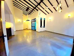 Newly Build Luxury Single Story House for Sale