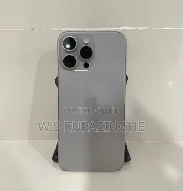 Apple iPhone 15 Pro Max 256GB (Used)