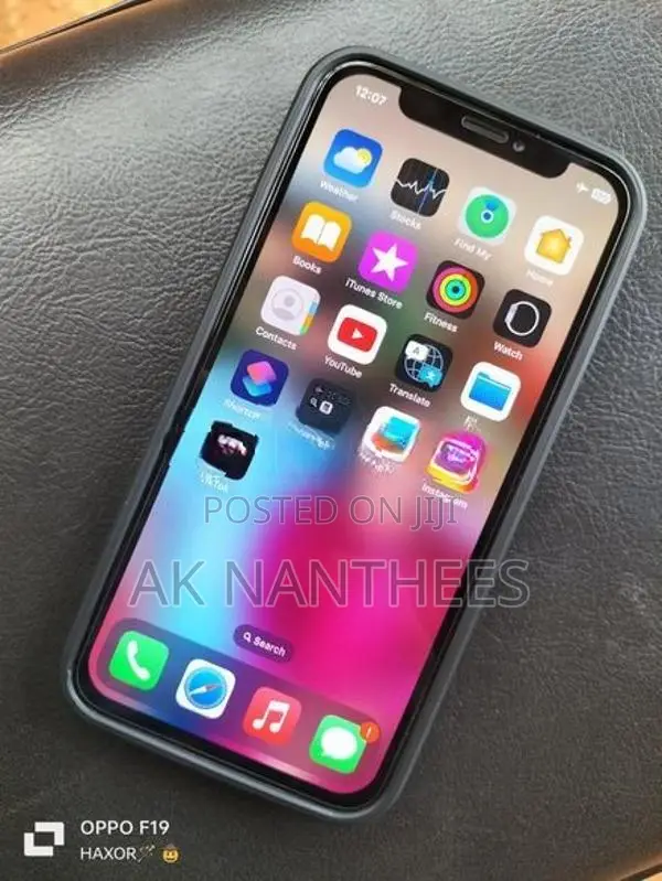 Apple iPhone X (Used)