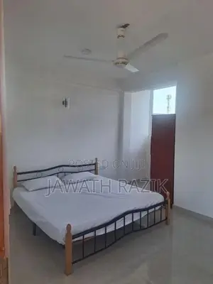 Brand New Family Room with Rooftop Terrace