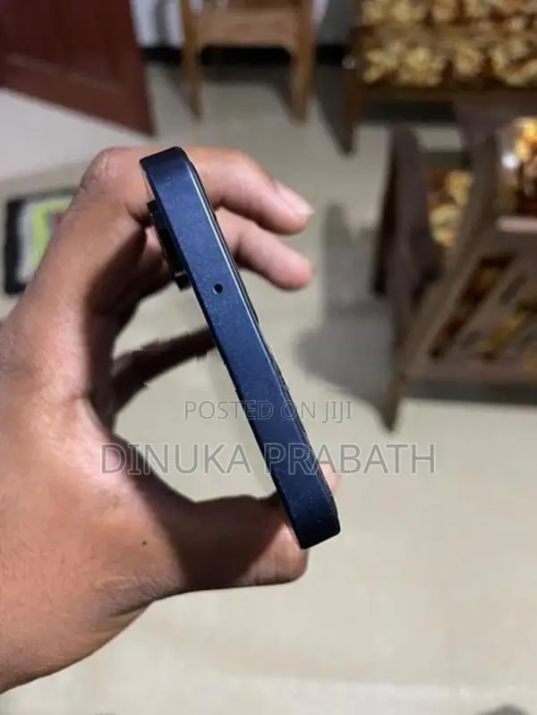 Samsung Galaxy A06 (Used)