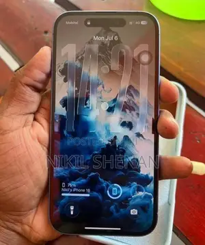 Apple iPhone 16 (Used)