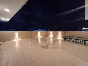 Brand New Family Room with Rooftop Terrace