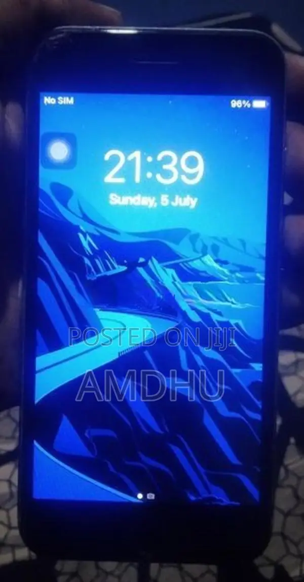 Apple iPhone 6S (Used)