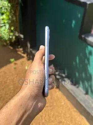 Apple iPhone 11 I phone (Used)
