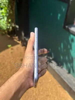 Apple iPhone 11 I phone (Used)