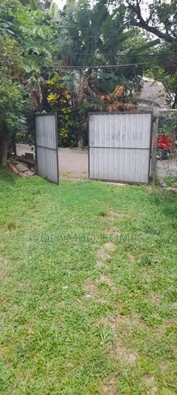 6 Perch Land for Sale Off Anderson Road - Dehiwala