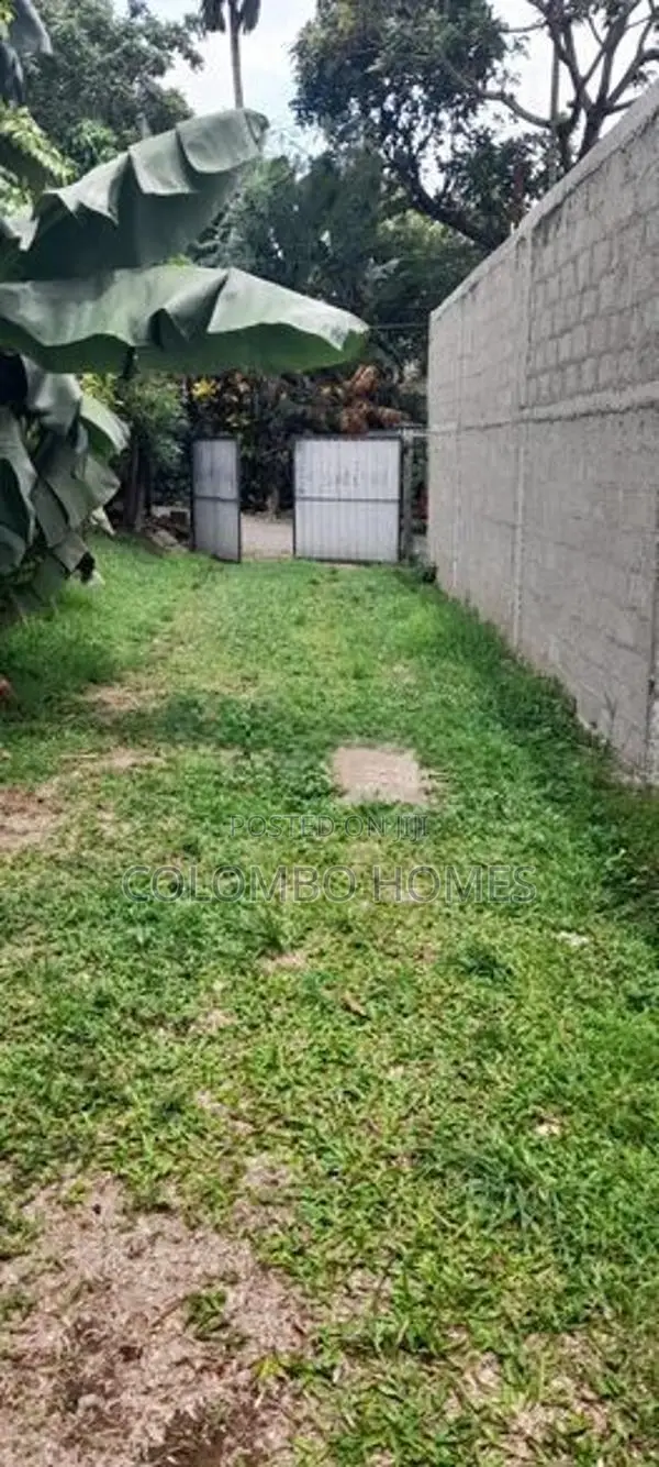 6 Perch Land for Sale Off Anderson Road - Dehiwala