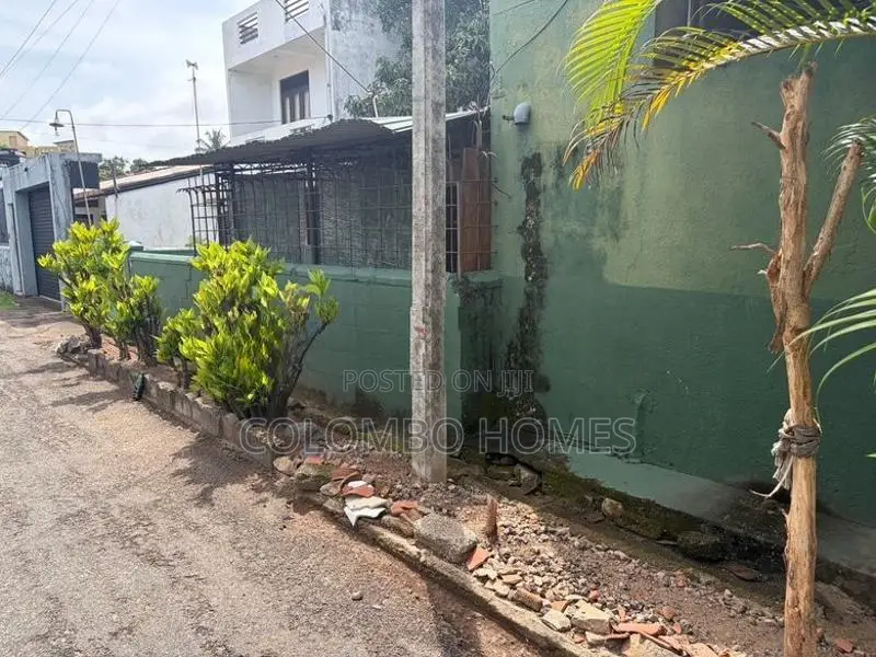 10 Perches Land for Sale - Lake Crescent Attidiya