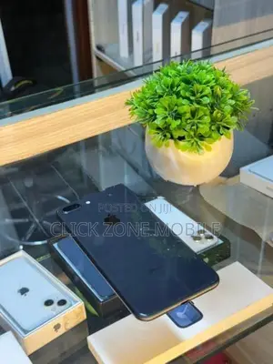 Apple iPhone 8 Plus 64GB (Used)