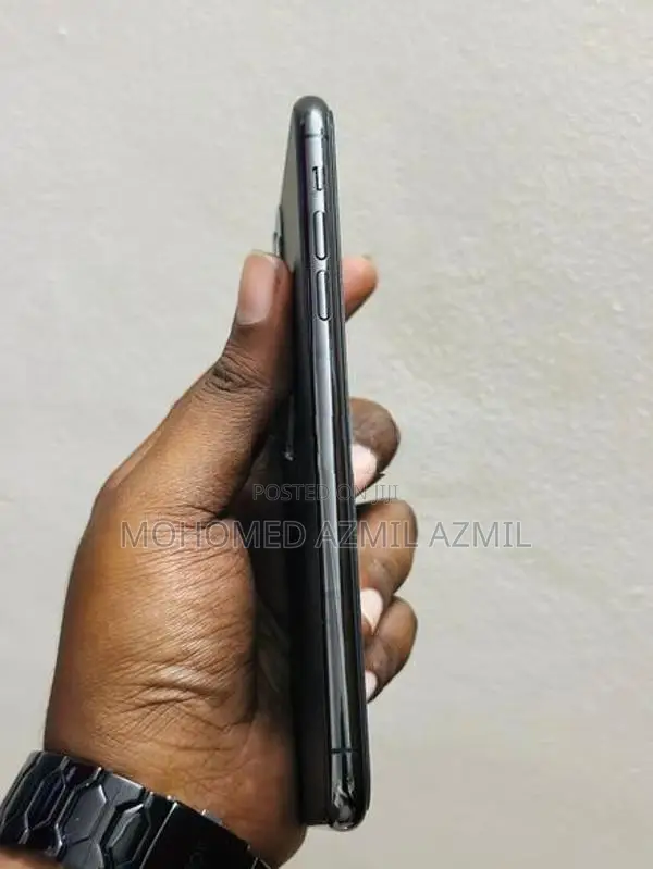 Apple iPhone 11 Pro Max 512GB (Used)