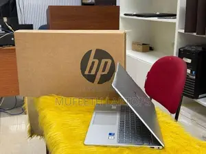 HP core 5 14Gen 8/512GB 15.6”FHD Display