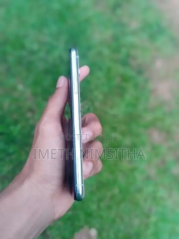Apple iPhone X (Used)