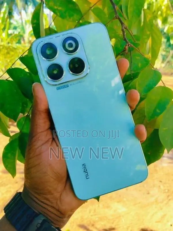 ZTE nubia V70 256GB (Used)
