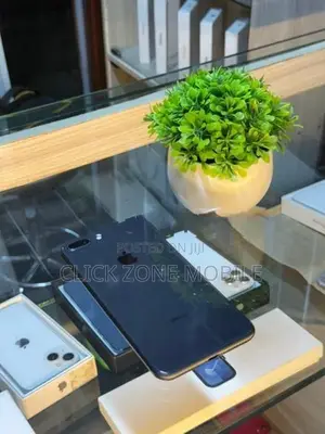 Apple iPhone 8 Plus 64GB (Used)