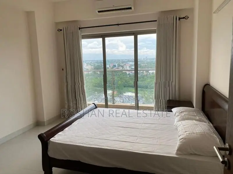 LUXURY FURNISHED ICONIC APARTMENT FOR RENT RAJAGIRIYA CHI2678