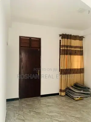 LUXURY 4 STORIED HOUSE FOR RENT BATTHARAMULLA CHI2676