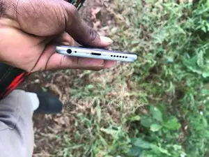 Apple iPhone 6 (Used)