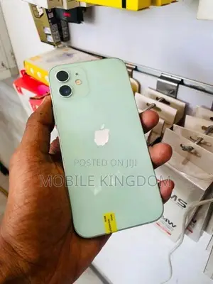Apple iPhone 12 128GB (Used)
