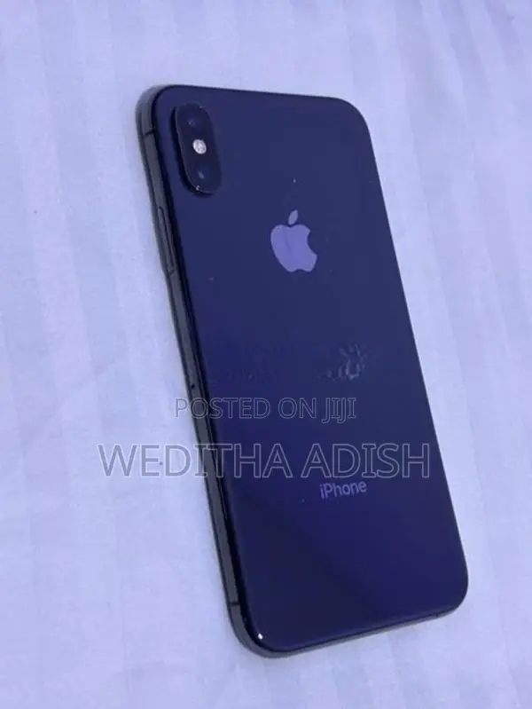 Apple iPhone XS (Used)