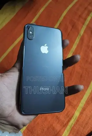 Apple iPhone X 64GB (Used)