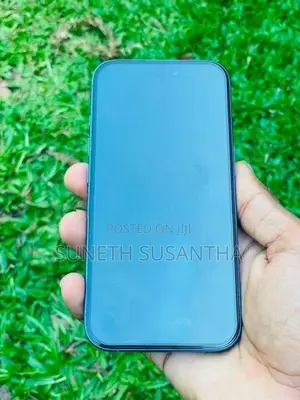 Apple iPhone 16 128GB (Used)