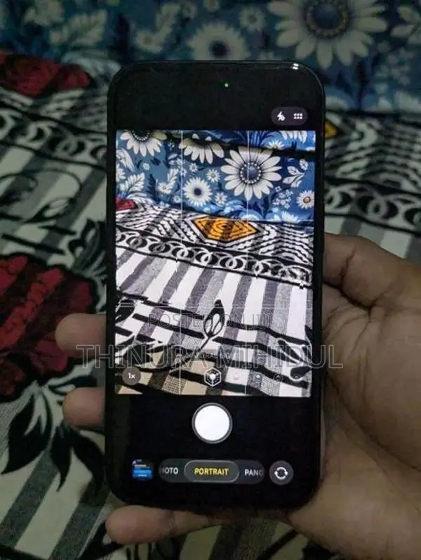 Apple iPhone 15 (Used)