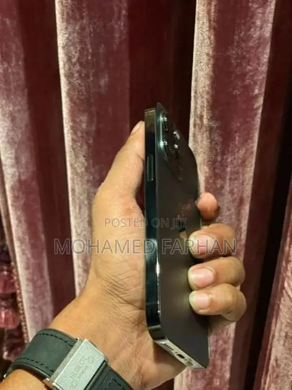 Apple iPhone 13 Pro (Used)