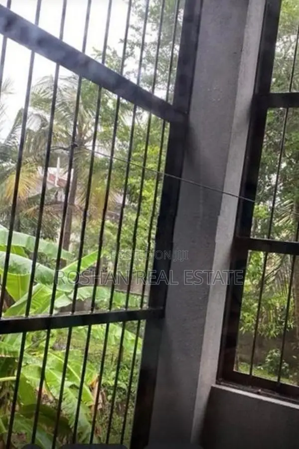 TWO STORIED HOUSE FOR SALE BATTARAMULLA CHI2685