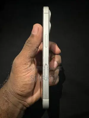 Apple iPhone 16 (Used)