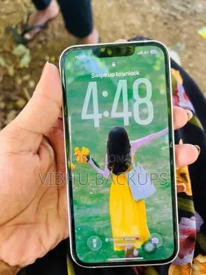 Apple iPhone 13 (Used)