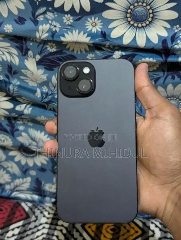 Apple iPhone 15 (Used)