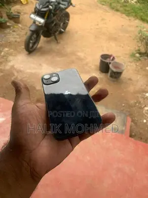 Apple iPhone 13 (Used)