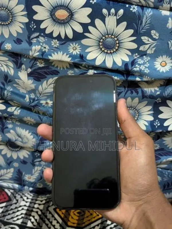 Apple iPhone 15 (Used)