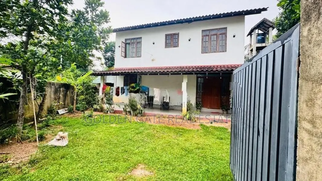 Modern Two Storey House for Sale Closed to Katunayaka