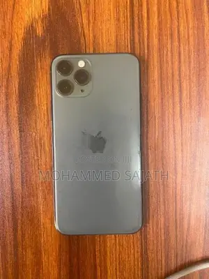 Apple iPhone 11 Pro 256GB (Used)