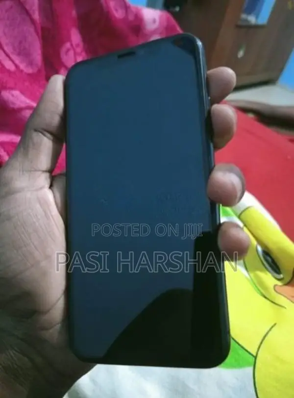 Apple iPhone XS 256GB (Used)
