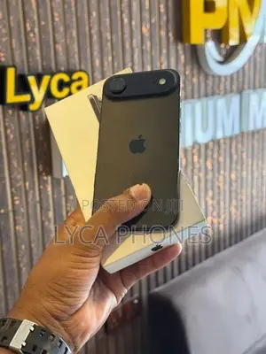 Apple iPhone Air 256GB (Used)