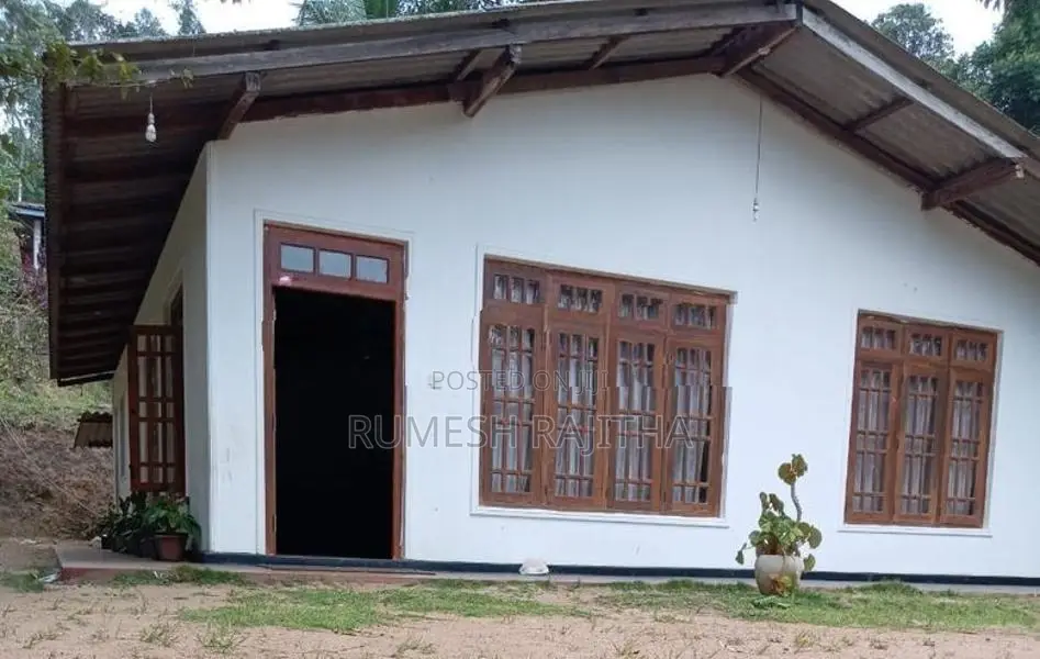 අගනා නිවසක් වැලිමඩින්