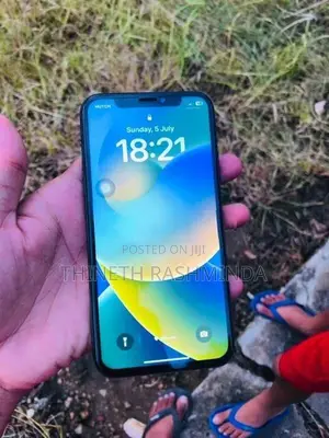 Apple iPhone X (Used)
