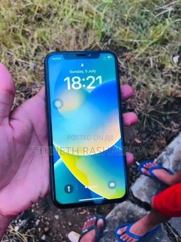 Apple iPhone X (Used)