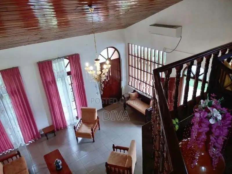 Spacious Two Story House for Sale Nugegoda