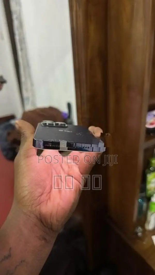 Apple iPhone 14 Pro (Used)