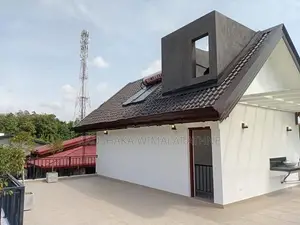 Three Storey House for Sale in Thalawathugoda